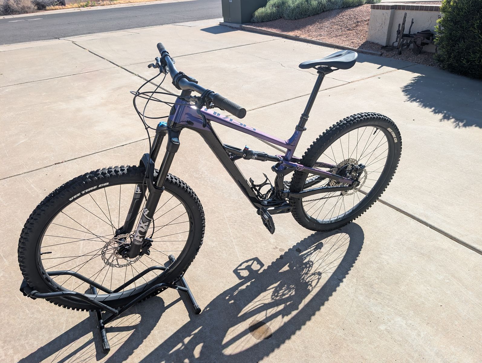 Full Suspension Mountain Bike - Barely Used