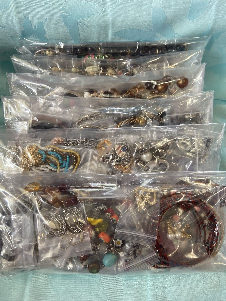Jewelry Bags (Lot of 6) Awesome! Look