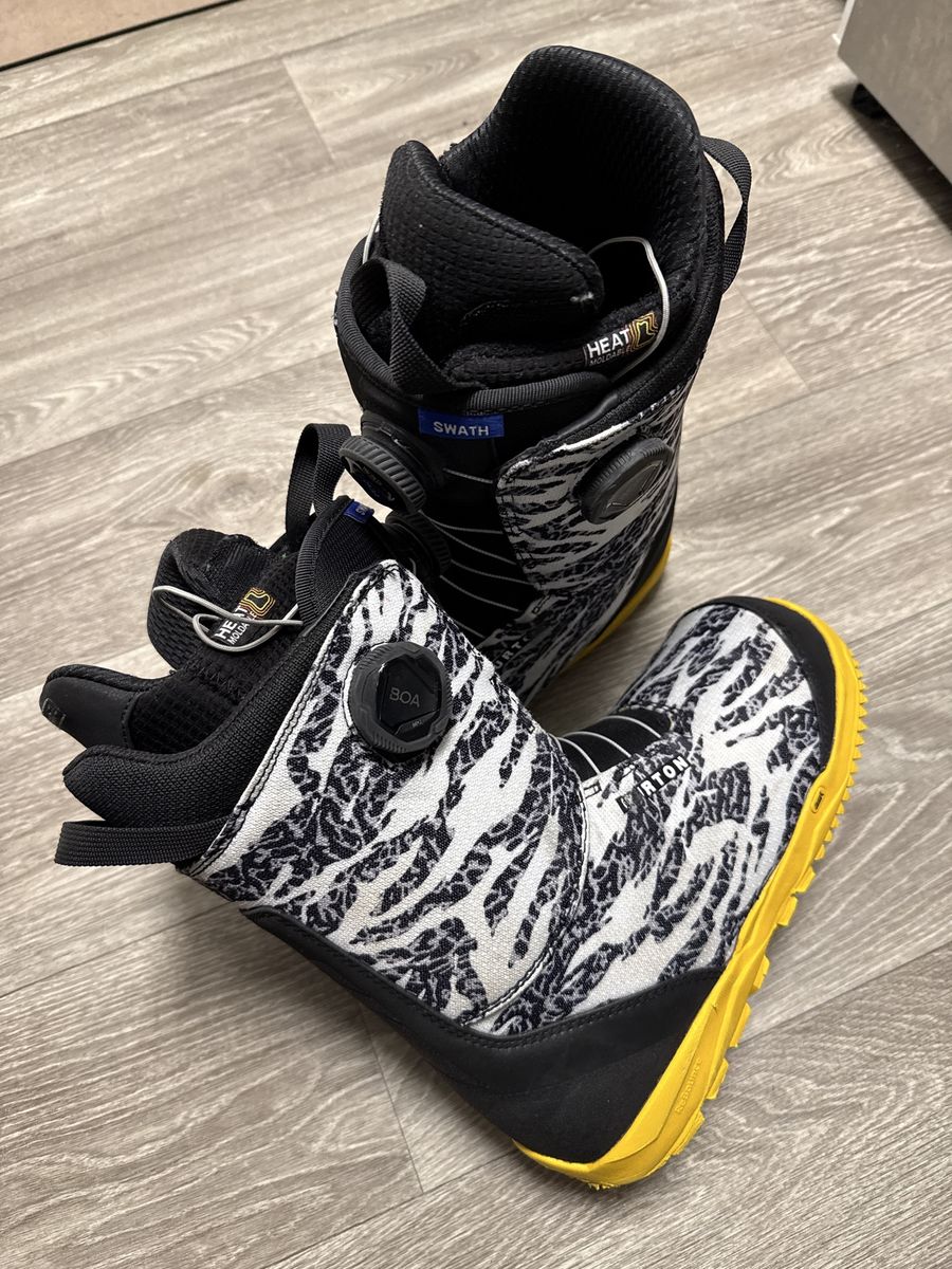 Men’s Burton Swath Snowboard Boot size 8