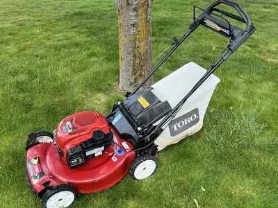 Toro personal pace lawnmower