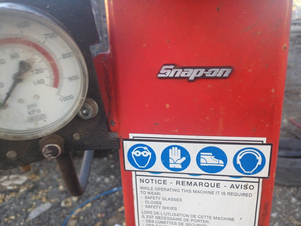 Snap-on Eewh306aTire Changer Machine, Red, Commercial Grade