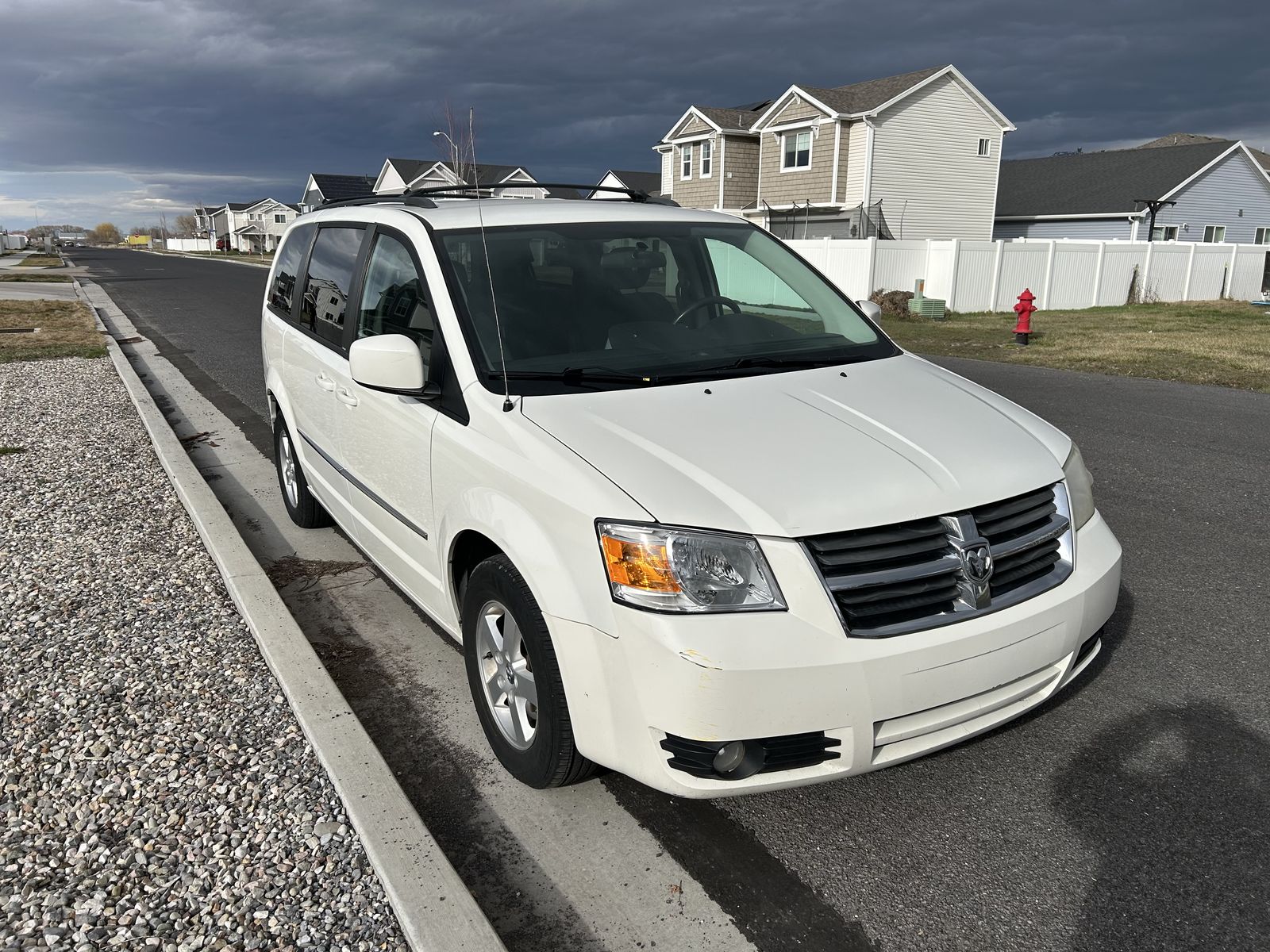 2010 DODGE GRAND CARAVAN SXT