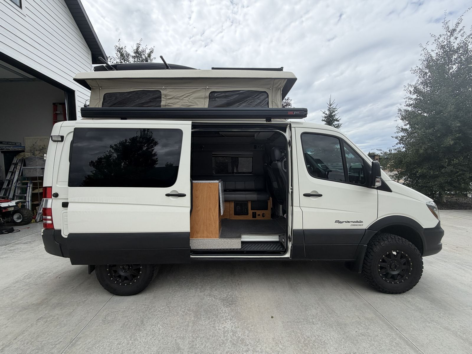 2016 Mercedes-Benz Sprinter 2500