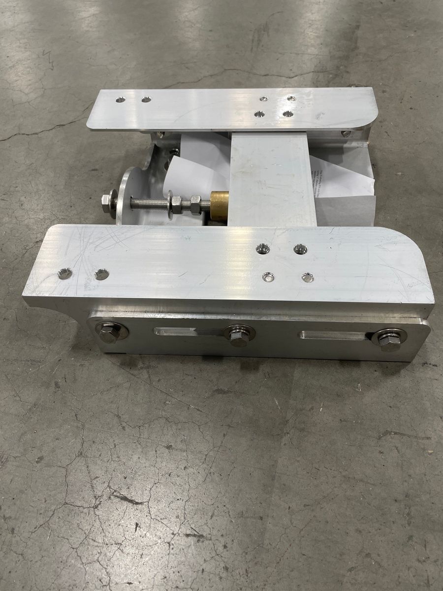 Outboard boat motor jack plate