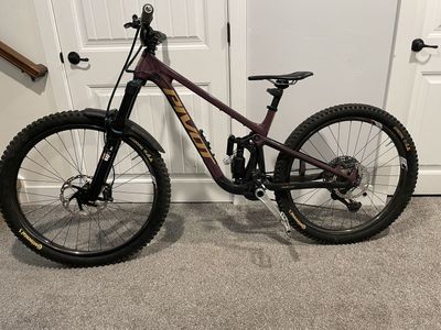2025 Pivot Trailcat LT Dr Purple Medium Custom Mx