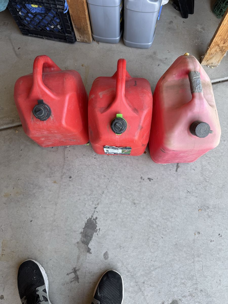 Gas cans