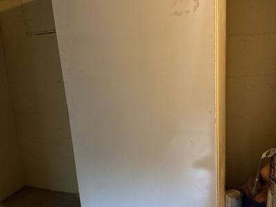 Gibson upright freezer (21.2 cu ft)