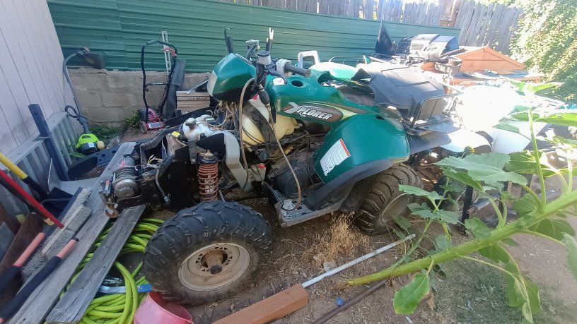 Polaris ATVs for parts or sell