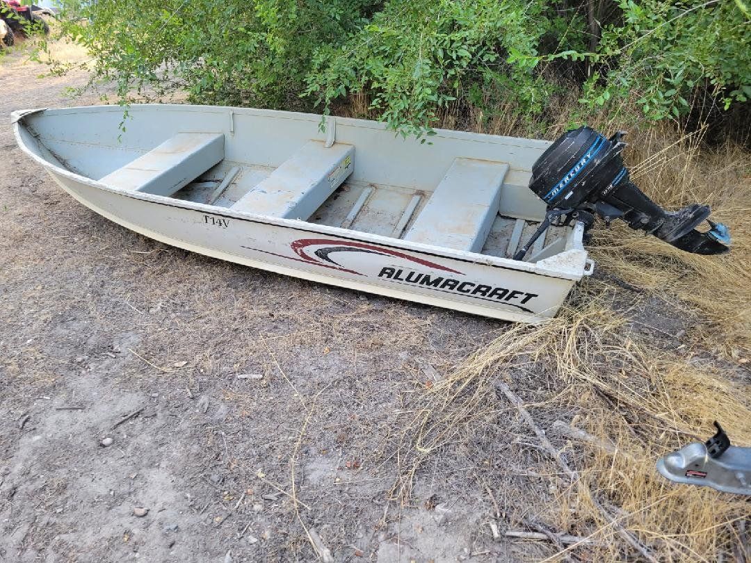 Alumacraft T14V Aluminum Jon Boat with Mercury Outboard Motor