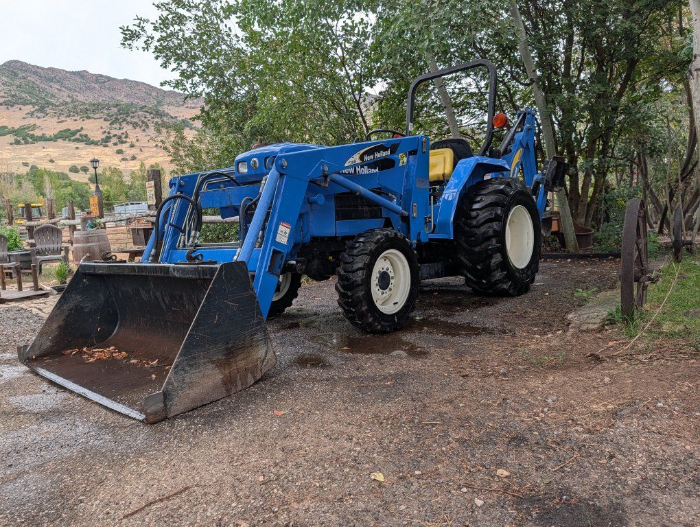 Ford New Holland 4x4 Diesel Tractor with Backhoe