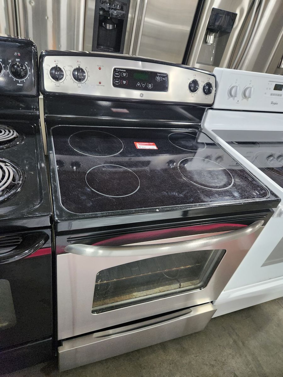 LOW PRICE GUARANTEED! GE STAINLESS STEEL GLASS TOP RANGE!