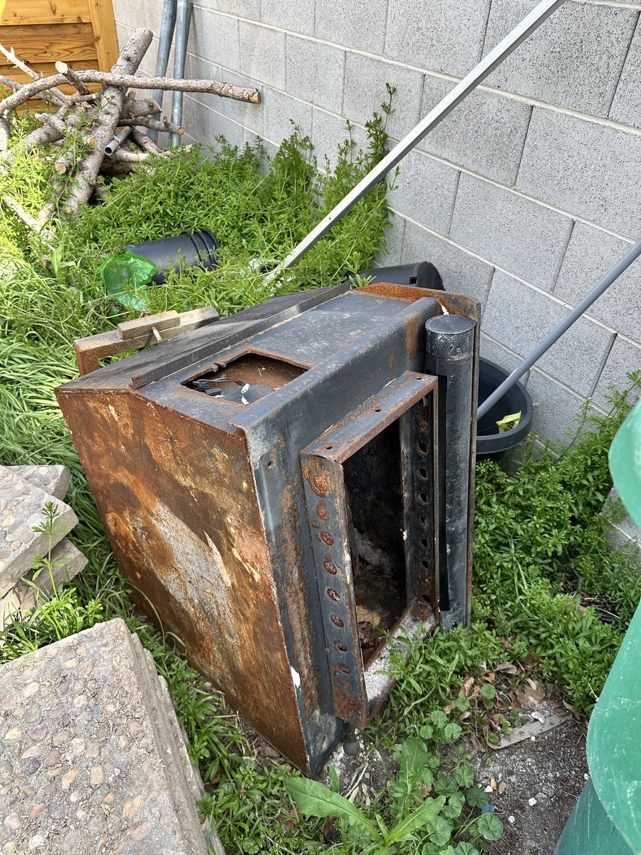 Free Heavy Cast Iron Stove