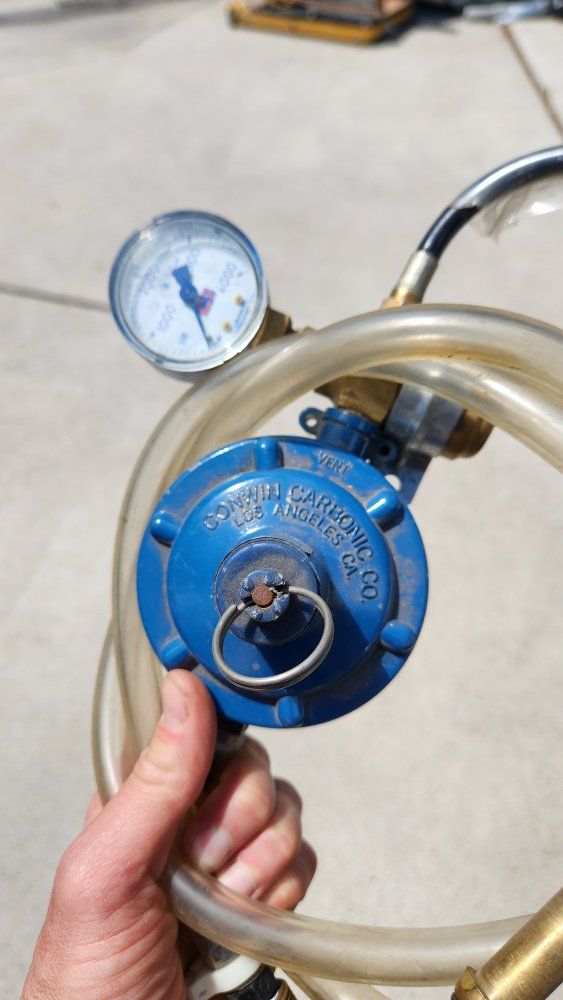 helium regulators