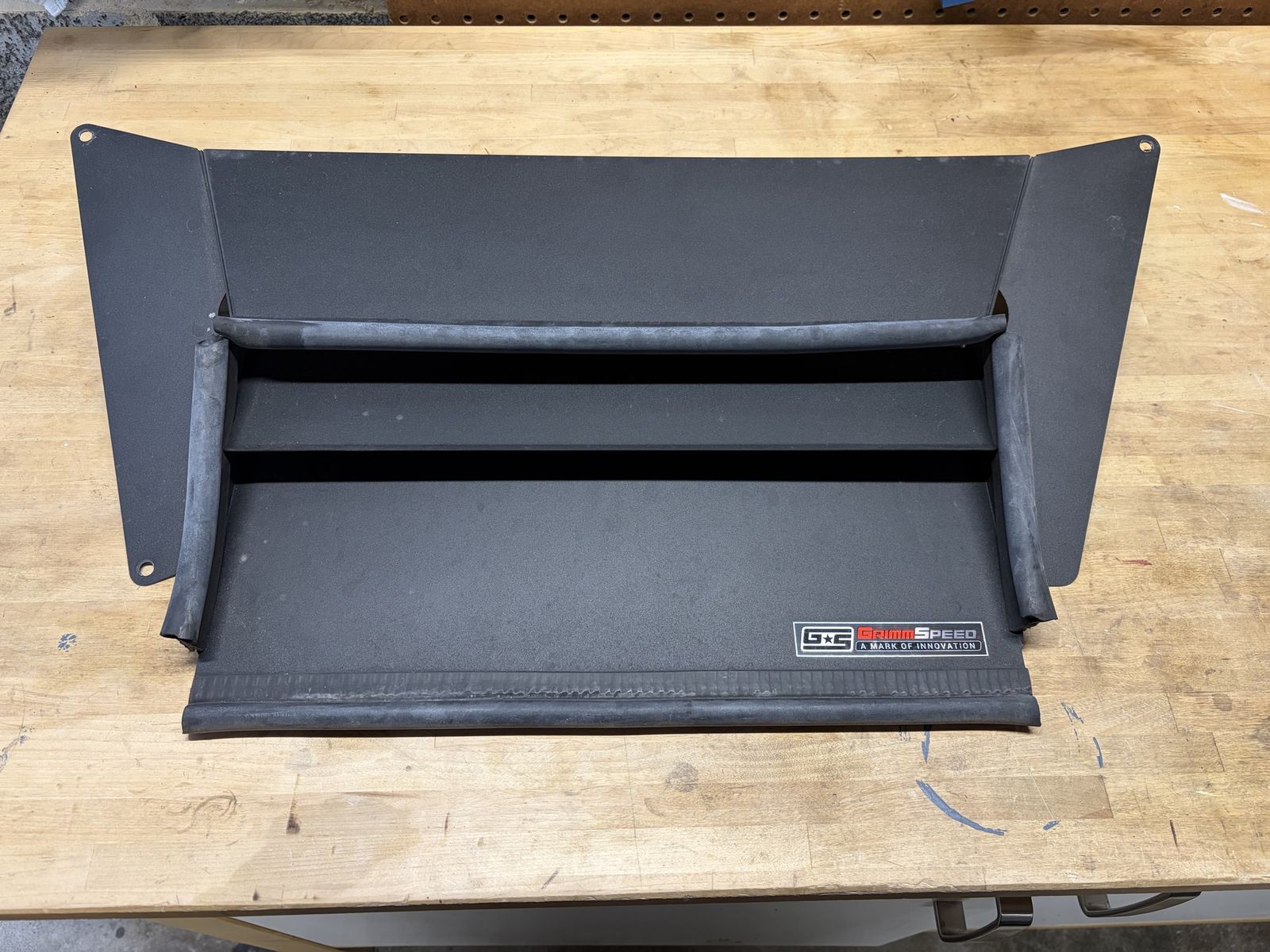 Grimmspeed intercooler splitter - Subaru LGT / OBX