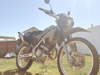 KAWASAKI KLX 230S ABS (Enduro)