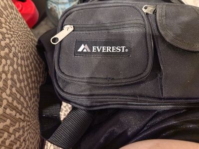 Everest Black Utility Pouch with Multiple Pockets - Adjustable Strap - Used