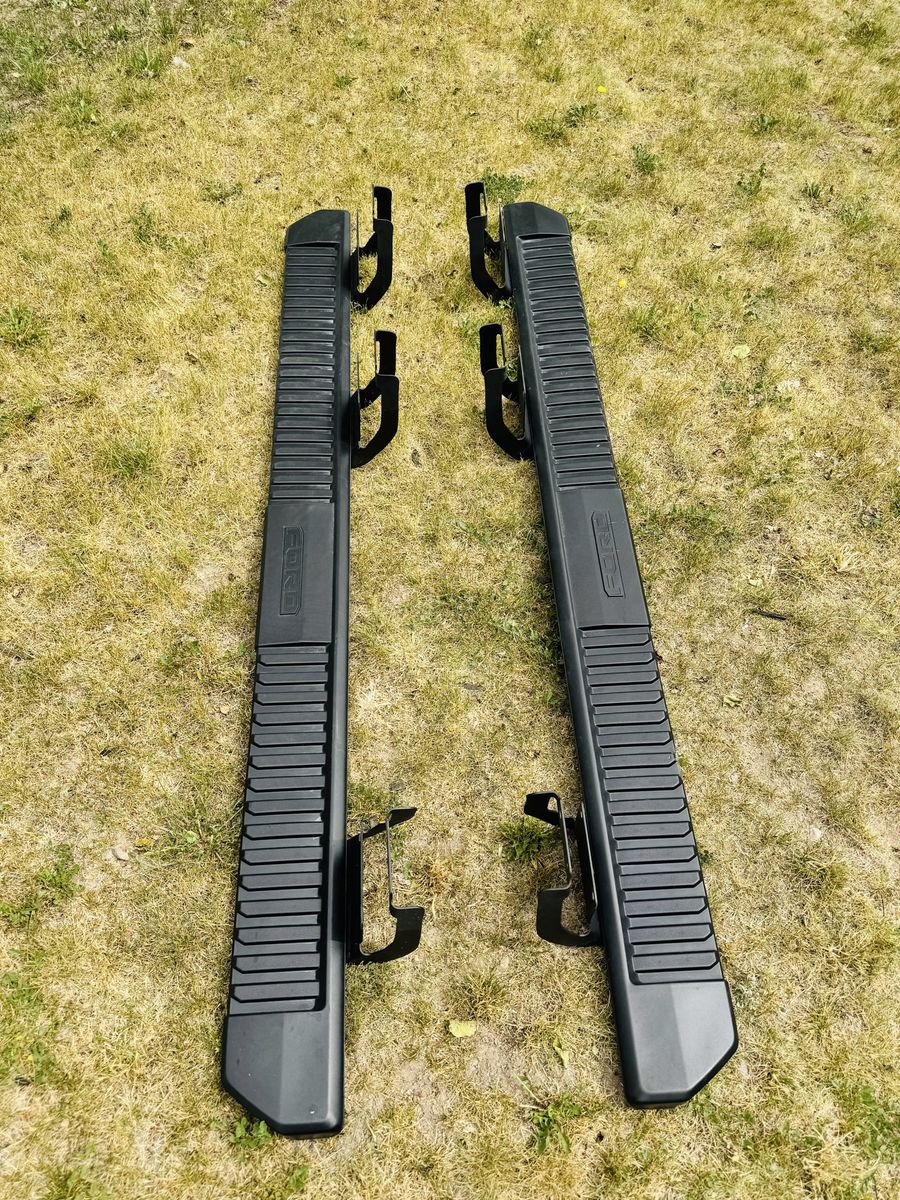 Genuine Ford OEM Running Boards F150, F250, and F350 SuperCrew/SuperCab