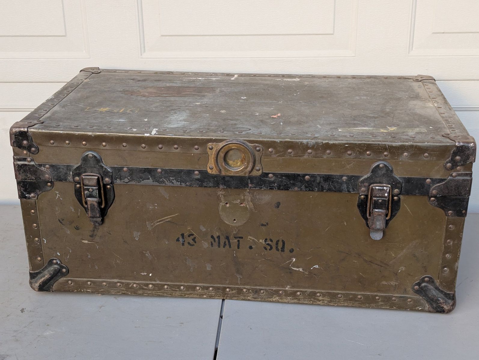 Authentic 1940 WWII US Military Footlocker Kleber Trunk & Bag Co. Olive Drab ...