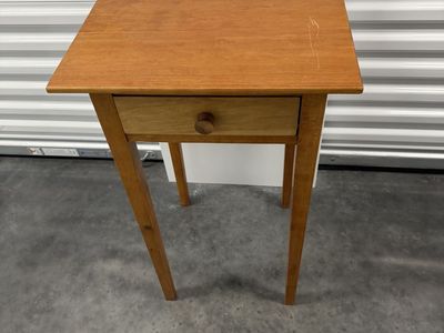 Rustic Wood Accent Side Table with Drawer - Slim Design, Perfect for Entryway or Bedroom