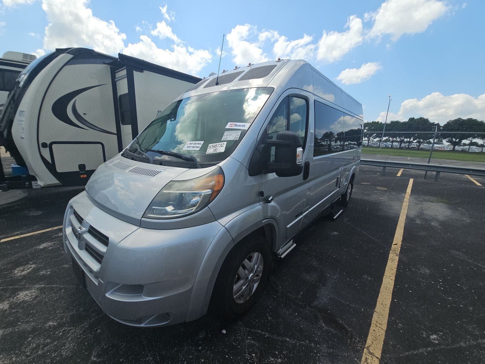 2016 Roadtrek Zion SRT Class B with Low miles
