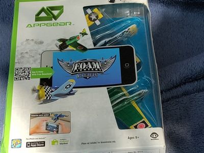 AppGear Foam Fighters Pacific AR Game for iPhone/Android by WowWee - New, Ages 9+