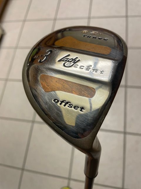 La Jolla Club Lady Easy 3 driver 16 degree offset