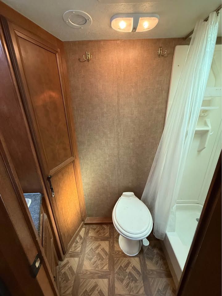 Main image 13