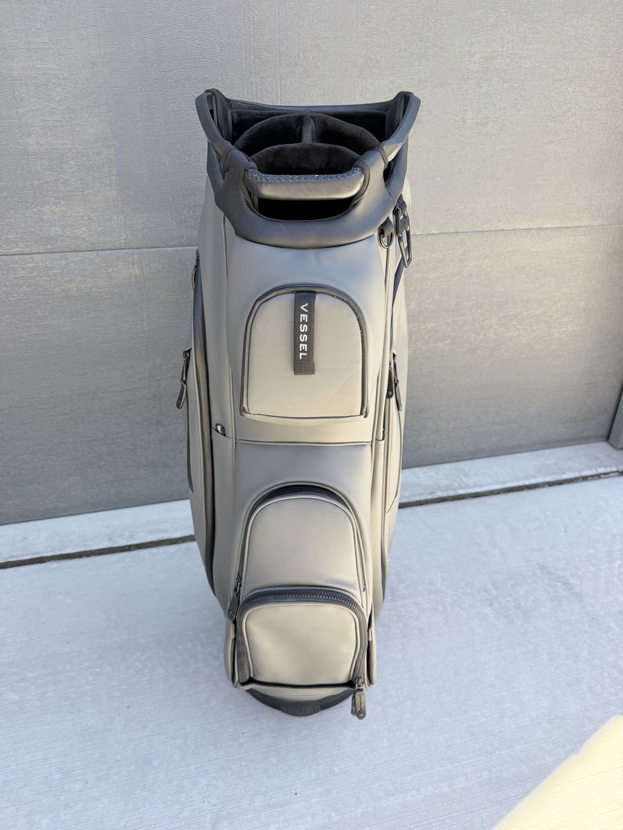 Vessel Lux 14W Golf Cart Bag - Excellent Condition
