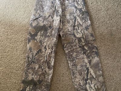 Never been worn Ninth Hall Ambush camo pants