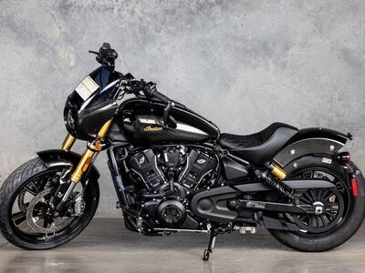 2026 Indian Motorcycle® 101 Scout® Black Crystal with Super Graphite