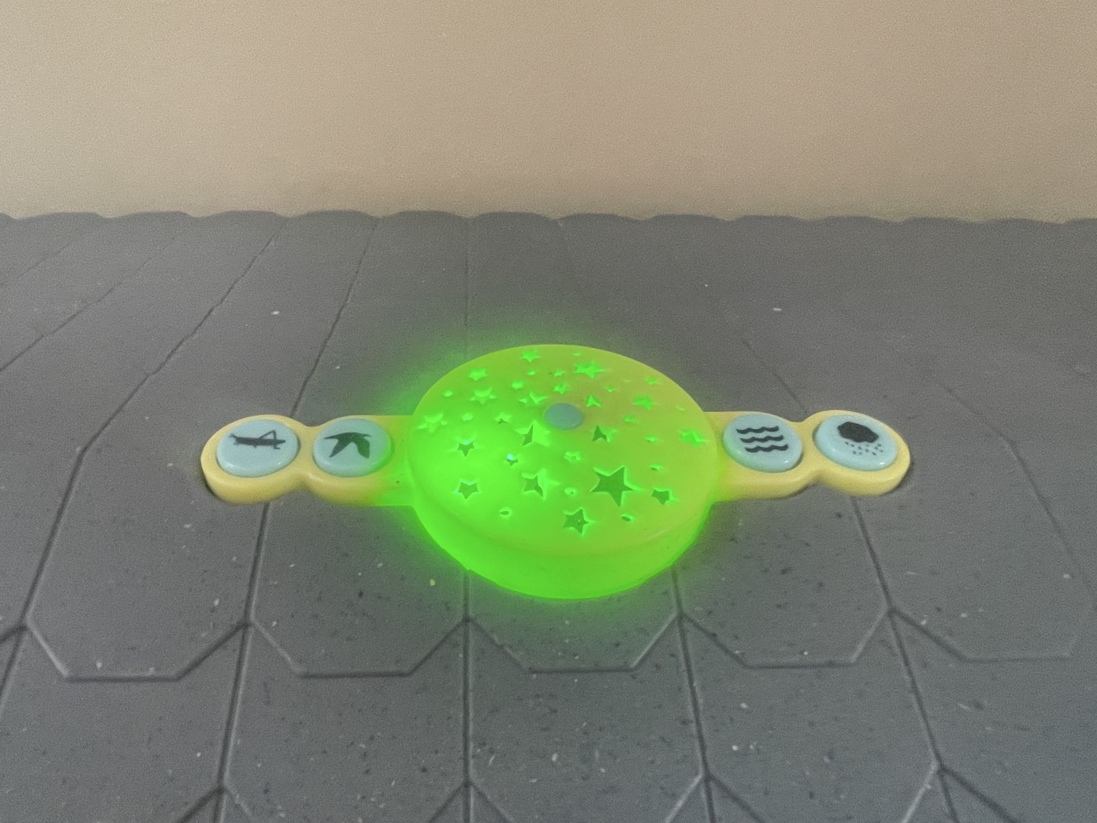 Main image 7