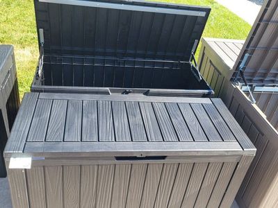 75gal Outdoor Storage Deck Boxes
**w/Wheels **
Black