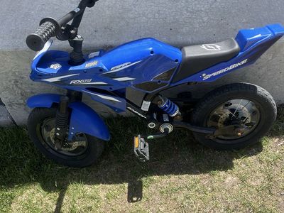 Toddler bike w/training wheels