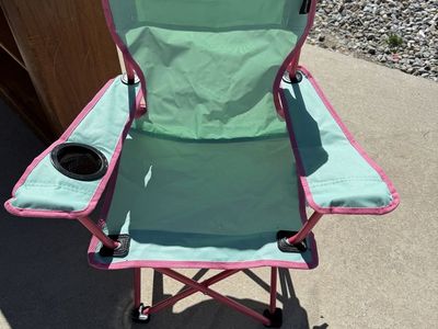 Free Garland little kids chair
