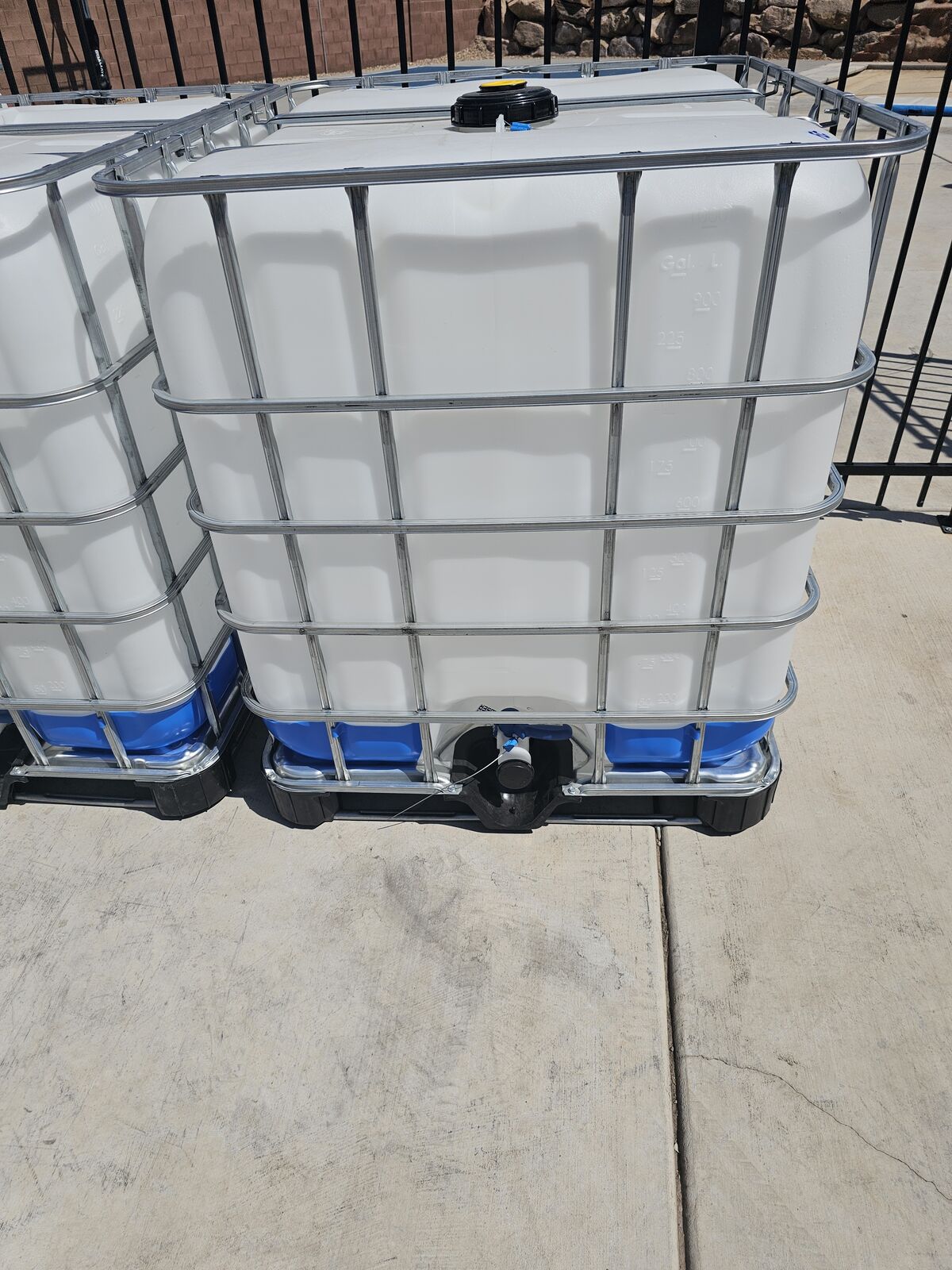 IBC 275 gallon water tank **Food-Grade** Clean and sanitized available