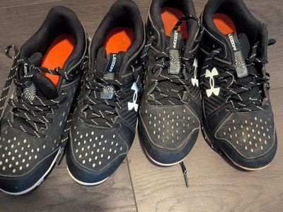 Under Armour Youth Cleats 5.5