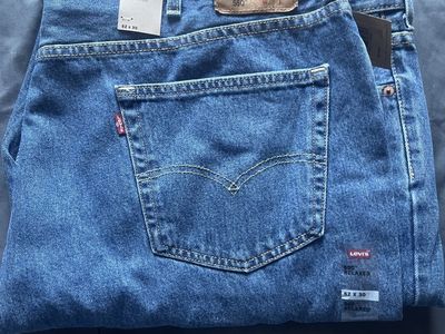 Levi's 550 Relaxed Fit Men's Jeans - Size 52x30 - New with Tags