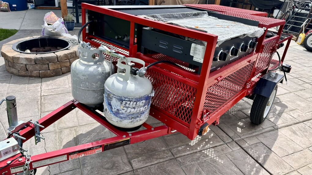 Propane Cooking Trailer – Perfect for Events, Catering & Outdoor Feasts!