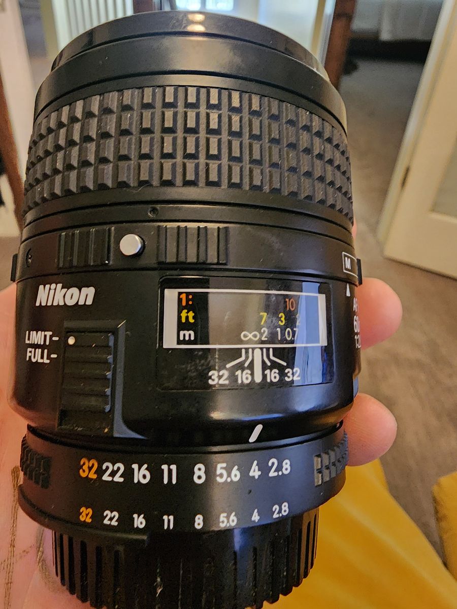 nikon nikkor 60mm  af micro lens only