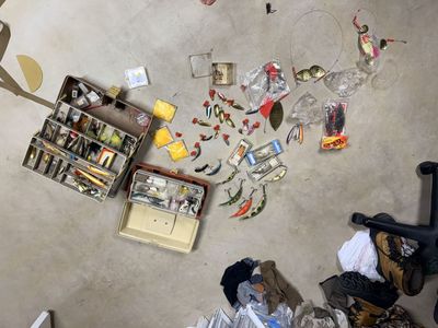 Throwback tackle boxes