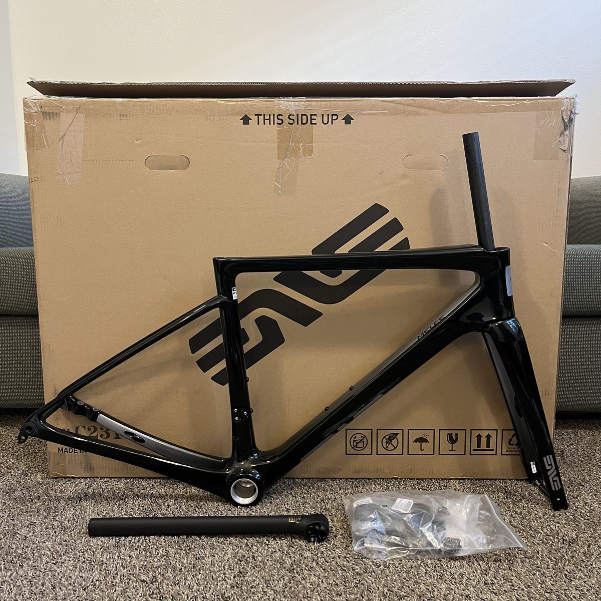 NEW 2026 Enve Melee 52cm Gloss Black