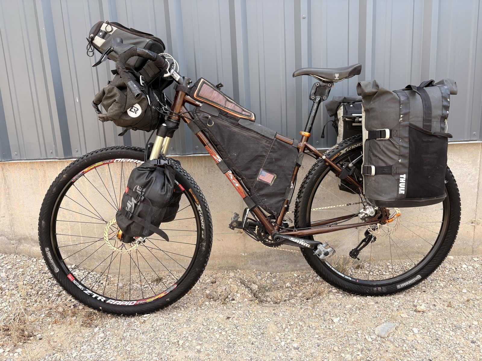 Salsa Fargo Mountain Bike - Brown, Full Suspension, 29-inch Wheels, Size L