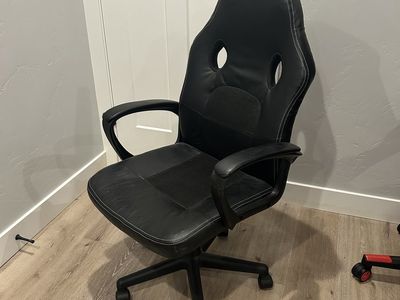 Black Office Chair — High Back, Adjustable Height, Rolling