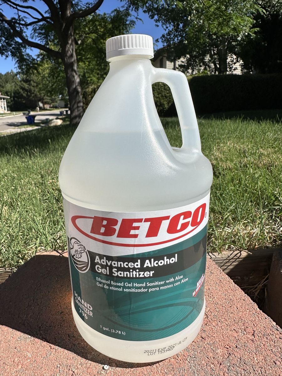 BETCO Advanced Alcohol Gel Hand Sanitizer 70% Ethanol with Aloe, 1 Gallon