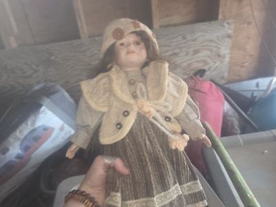 Vintage Porcelain Doll Collection - 3 Unique Dolls with Stands & Detailed Outfits