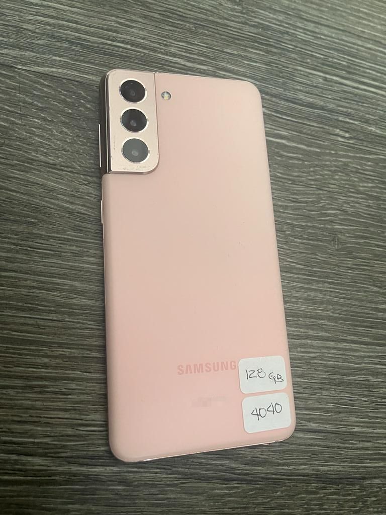 Samsung Galaxy S21 5G - 128 GB - Unlocked