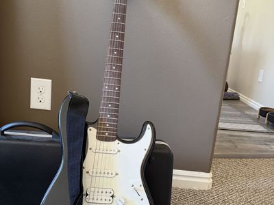 Fender Squier Starcaster Electric Guitar - Black with White Pickguard
