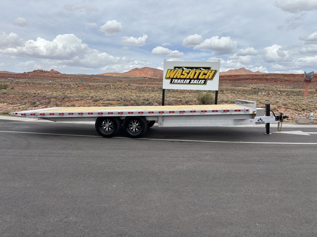 2026 Nordtek Trailers 8.5X22 Deckover Tilt 14K wit