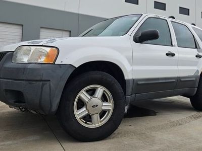 2003 FORD ESCAPE XLS Popular