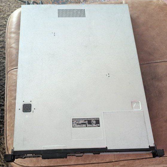Dell PowerEdge R410 1U Server 2x Xeon E5620 2.4 GHz 44 GB RAM 240 GB SSD